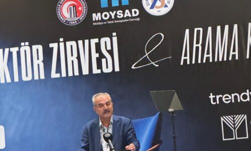 AREL ÜNİVERSİTESİ MODERATÖRLÜĞÜNDE MOBİLYA SEKTÖR ZİRVESİ VE ARAMA KONFERANSI SANAYİ VE TEKNOLOJİ BAKANIMEHMET  FATİH KICIR’IN DA KATILIMIYLA GERÇEKLEŞTİ.