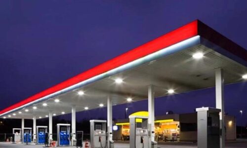 300’den fazla istasyonu bulunan akaryakıt devi satıldı