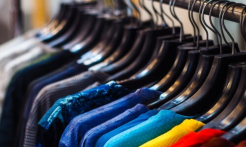 Saat & Saat, dev giyim markasını satın aldı