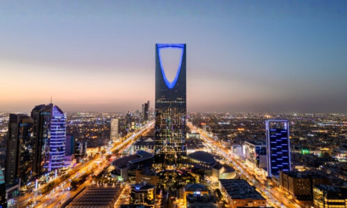 Amerikalı bir yatırımcı 90’lı yılların sonunda satın aldığı TheMiddleEast com domain adını 10 milyon dolara satışa çıkarttı