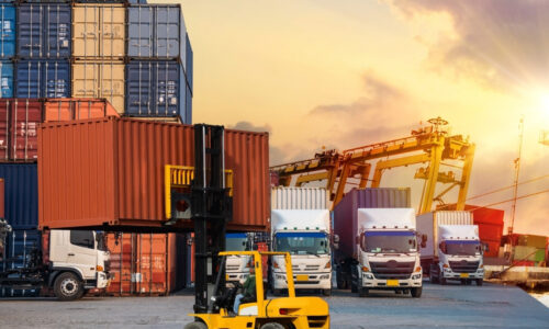 Ortadoğu’daki çatışmalar hava ve deniz taşımacılığını aksattı, yük trafiği Türkiye üzerinden karayoluna yöneldi