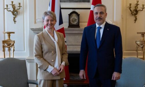 Türkiye ile İngiltere arasında “Stratejik Ortaklık Çerçeve Belgesi” imzalandı