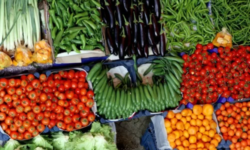 ADALET BAKANLIĞINCA TEKELLEŞEREK GIDA FİYATLARININ FAHİŞ ARTMASI SONUCU TÜKETİCİLERİ İSTİSMAR EDEN 41 BÜYÜK FİRMA YÖNETİCİSİ GÖZALTINA ALINDI